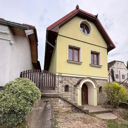 Buda U Totevu * Скалица